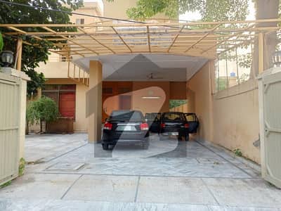 22 MARLA FULL HOUSE FOR RENT SCHOOL OFFICE MULTINATIONALS COMPANIES AT THE HOT LOCATION OF JOHAR TOWN