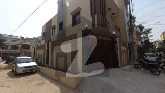 نارتھ کراچی ۔ سیکٹر 10 نارتھ کراچی,کراچی میں 4 کمروں کا 5 مرلہ مکان 3.5 کروڑ میں برائے فروخت۔