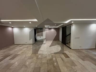 RAYA With Basement 17 Marla House For Rent