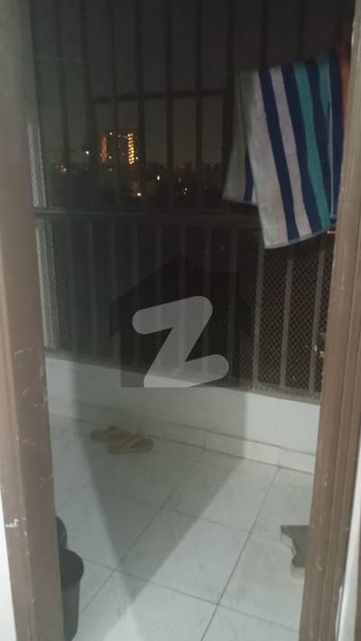 کینٹ ویوٹاور جناح ایونیو,کراچی میں 2 کمروں کا 4 مرلہ فلیٹ 85.0 لاکھ میں برائے فروخت۔