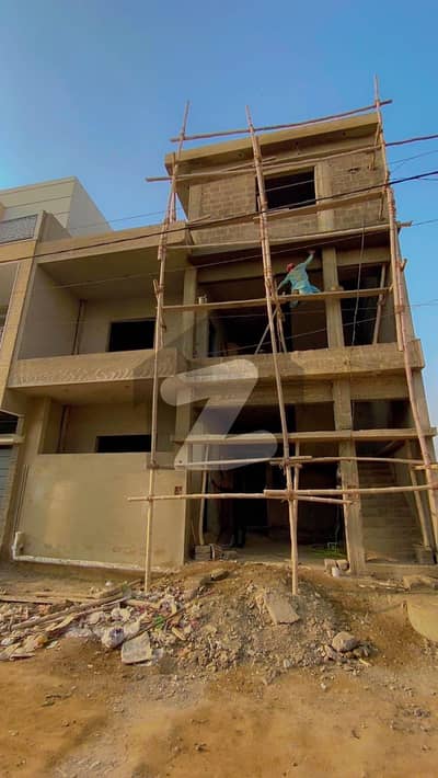 پاک آئیڈل کوآپریٹو ہاؤسنگ سوسائٹی کراچی میں 6 کمروں کا 8 مرلہ مکان 4.05 کروڑ میں برائے فروخت۔