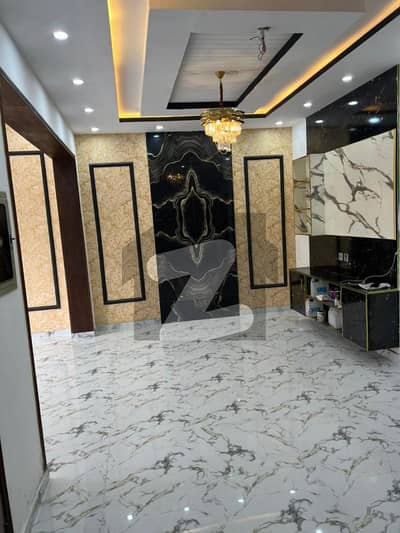 بحریہ آرچرڈ فیز 2 بحریہ آرچرڈ,لاہور میں 3 کمروں کا 5 مرلہ مکان 75.0 ہزار میں کرایہ پر دستیاب ہے۔