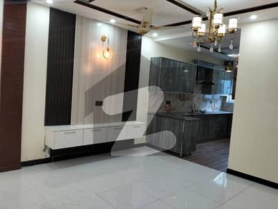 بحریہ انکلیو - سیکٹر این بحریہ انکلیو,بحریہ ٹاؤن,اسلام آباد میں 3 کمروں کا 5 مرلہ مکان 2.3 کروڑ میں برائے فروخت۔