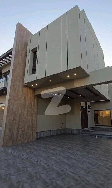 ڈی ایچ اے فیز 7 ڈی ایچ اے ڈیفینس,کراچی میں 7 کمروں کا 2 کنال مکان 35.0 کروڑ میں برائے فروخت۔