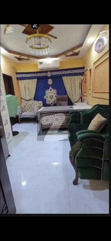 شہید ملت روڈ کراچی میں 4 کمروں کا 10 مرلہ فلیٹ 8.5 کروڑ میں برائے فروخت۔