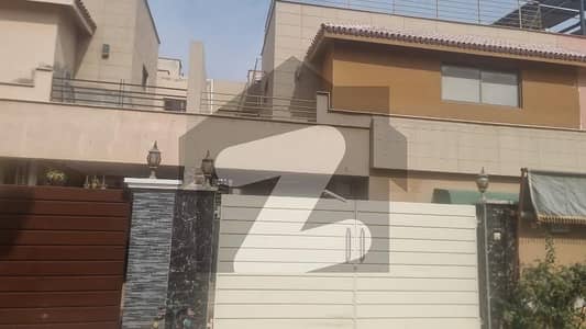 پرل سٹی ملتان میں 5 کمروں کا 10 مرلہ مکان 2.85 کروڑ میں برائے فروخت۔