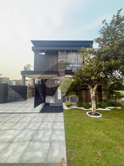 10 Marla Brand New super Luxury Modern House For Sale
