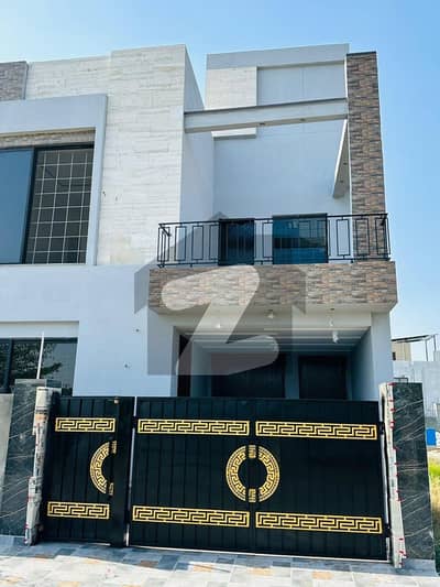 بحریہ آرچرڈ فیز 1 - ایسٹرن ایکسٹینشن بحریہ آرچرڈ فیز 1,بحریہ آرچرڈ,لاہور میں 3 کمروں کا 5 مرلہ مکان 1.55 کروڑ میں برائے فروخت۔