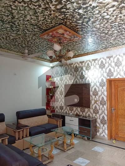 بحریہ آرچرڈ فیز 1 ۔ سینٹرل بحریہ آرچرڈ فیز 1,بحریہ آرچرڈ,لاہور میں 6 کمروں کا 10 مرلہ مکان 2.75 کروڑ میں برائے فروخت۔