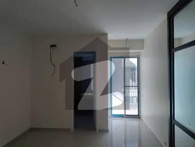 3 Bedroom + Lounge Flat For Sale 1850sqft | Lucky One Apartment