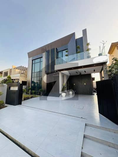 ڈی ایچ اے فیز 6 ڈیفنس (ڈی ایچ اے),لاہور میں 5 کمروں کا 1 کنال مکان 2.8 لاکھ میں کرایہ پر دستیاب ہے۔