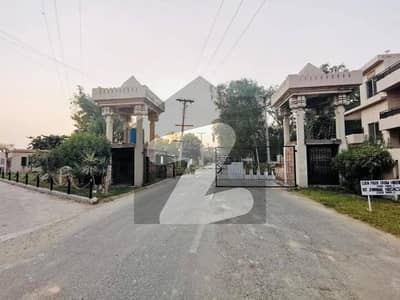 4 Kanal Farm House for Sale in Eden Park Premium Living Opportunity