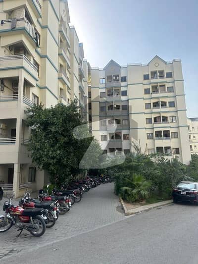 602 sq ft 1 bed furnished apartment Defence Residency DHA 2 Islamabad for sale