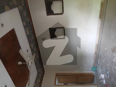 جی ۔ 13/1 جی ۔ 13,اسلام آباد میں 2 کمروں کا 4 مرلہ زیریں پورشن 55.0 ہزار میں کرایہ پر دستیاب ہے۔