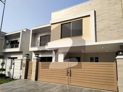 عسکری 10 - سیکٹر ایس عسکری 10,عسکری,لاہور میں 5 کمروں کا 15 مرلہ مکان 9.95 کروڑ میں برائے فروخت۔