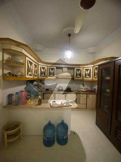 گلشن-اے-کنیز فاطمہ - بلاک 1 گلشنِ کنیز فاطمہ,سکیم 33,کراچی میں 2 کمروں کا 4 مرلہ فلیٹ 83.0 لاکھ میں برائے فروخت۔