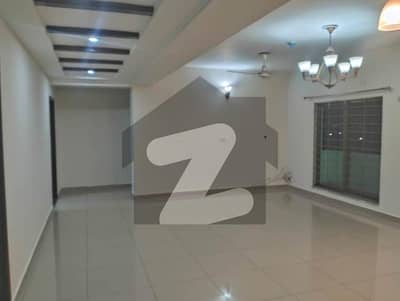 عسکری 10 - سیکٹر ایف عسکری 10,عسکری,لاہور میں 3 کمروں کا 10 مرلہ فلیٹ 3.8 لاکھ میں کرایہ پر دستیاب ہے۔