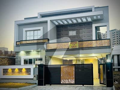 Perfect 10 Marla House In Bahria Town Phase 8 - Eden Lake View Block For sale