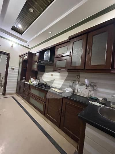 ڈی ۔ 12 اسلام آباد میں 3 کمروں کا 10 مرلہ بالائی پورشن 1.28 لاکھ میں کرایہ پر دستیاب ہے۔