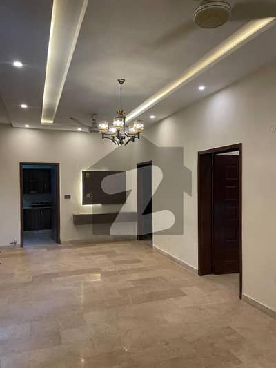 ڈی ایچ اے 11 رہبر فیز 1 ڈی ایچ اے 11 رہبر,لاہور میں 2 کمروں کا 8 مرلہ زیریں پورشن 65.0 ہزار میں کرایہ پر دستیاب ہے۔