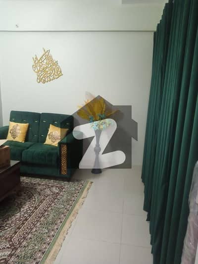 FLAT FOR SALE GULSHAN-E-IQBAL BLOCK-4