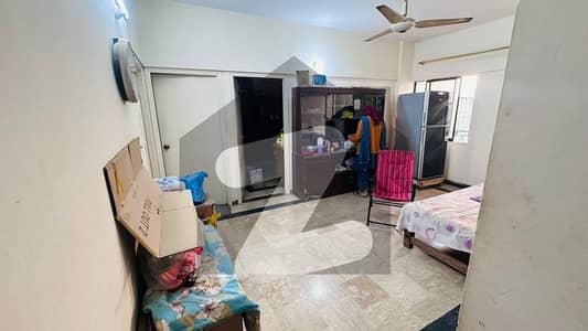 ابوالحسن اصفہا نی روڈ کراچی میں 3 کمروں کا 7 مرلہ فلیٹ 1.1 کروڑ میں برائے فروخت۔