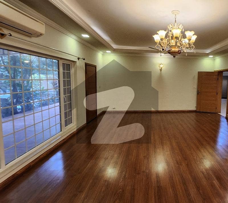 Prime Location Luxury 6 Bedroom House Prime Location Luxury 6 Bedroom House