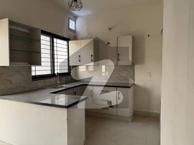 جوہر ٹاؤن فیز 1 جوہر ٹاؤن,لاہور میں 3 کمروں کا 1 کنال بالائی پورشن 85.0 ہزار میں کرایہ پر دستیاب ہے۔