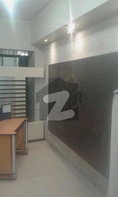 300, SQYARD FIRST FLOOR PORTION AVAILABLE FOR SILENT COMMERCIAL OFFICE USED AVAILABLE 300, SQYARD FIRST FLOOR PORTION AVAILABLE FOR SILENT COMMERCIAL OFFICE USED AVAILABLE