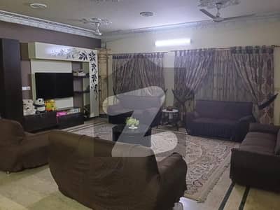 گلشن اقبال - بلاک 13 / D-3 گلشنِ اقبال,گلشنِ اقبال ٹاؤن,کراچی میں 3 کمروں کا 10 مرلہ بالائی پورشن 1.0 لاکھ میں کرایہ پر دستیاب ہے۔