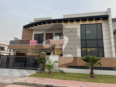 22 Marla Brand New Luxury House With Ideal Location