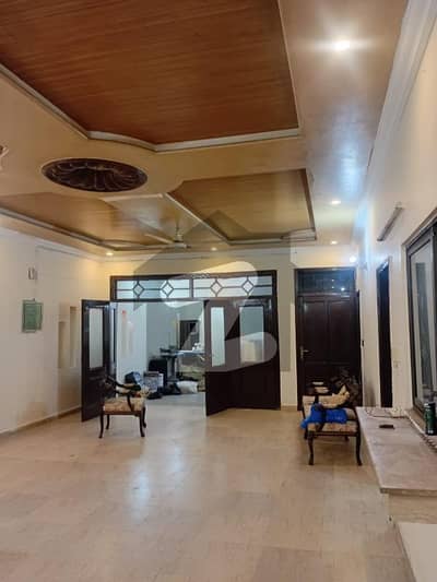 10 marla lower portion for rent