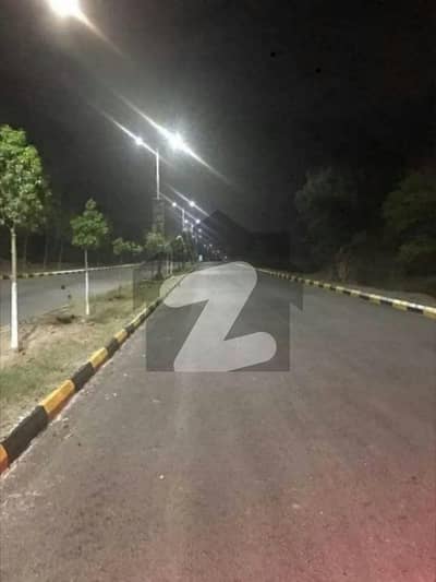 چنار باغ ۔ پنجاب بلاک چنار باغ,لاہور میں 1 کنال رہائشی پلاٹ 1.3 کروڑ میں برائے فروخت۔