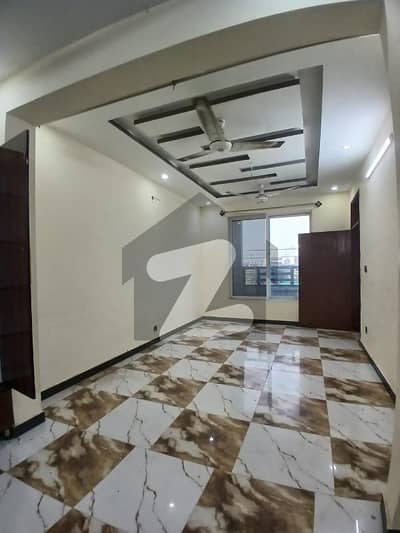 آئی ۔ 14 اسلام آباد میں 3 کمروں کا 6 مرلہ بالائی پورشن 50.0 ہزار میں کرایہ پر دستیاب ہے۔