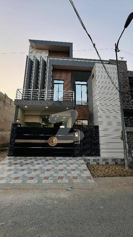 فور سِیزن ہاؤسنگ فیصل آباد میں 5 کمروں کا 5 مرلہ مکان 2.9 کروڑ میں برائے فروخت۔ فور سِیزن ہاؤسنگ فیصل آباد میں 5 کمروں کا 5 مرلہ مکان 2.9 کروڑ میں برائے فروخت۔