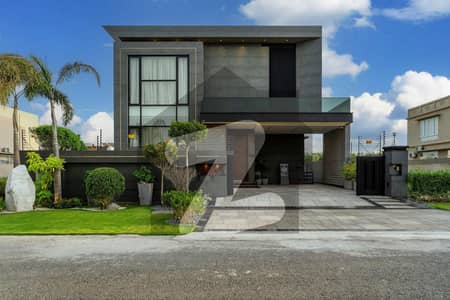 ڈی ایچ اے فیز 7 - بلاک آر فیز 7,ڈیفنس (ڈی ایچ اے),لاہور میں 5 کمروں کا 1 کنال مکان 7.12 کروڑ میں برائے فروخت۔