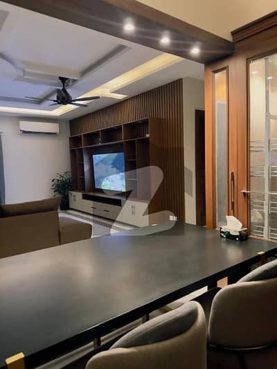 ای ۔ 11 اسلام آباد میں 3 کمروں کا 1 کنال زیریں پورشن 2.5 لاکھ میں برائے فروخت۔