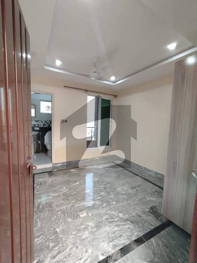 سی بی آر ٹاؤن فیز 1 - بلاک سی سی بی آر ٹاؤن فیز 1,سی بی آر ٹاؤن,اسلام آباد میں 3 کمروں کا 12 مرلہ بالائی پورشن 75.0 ہزار میں کرایہ پر دستیاب ہے۔