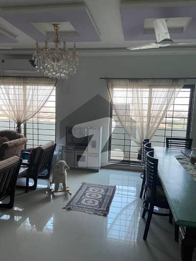 عسکری 11 ۔ سیکٹر بی اپارٹمنٹس عسکری 11,عسکری,لاہور میں 3 کمروں کا 10 مرلہ فلیٹ 2.85 کروڑ میں برائے فروخت۔