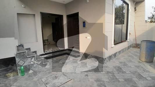 میٹرو سٹی جی ٹی روڈ,لاہور میں 3 کمروں کا 5 مرلہ مکان 1.25 کروڑ میں برائے فروخت۔