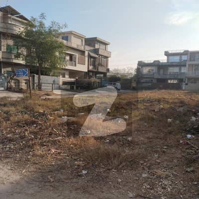 1 kanal level plot plot for sale in G-16 MIECHA Islamabad