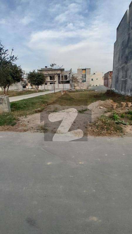 10 Marla plot for sale 10 Marla plot for sale