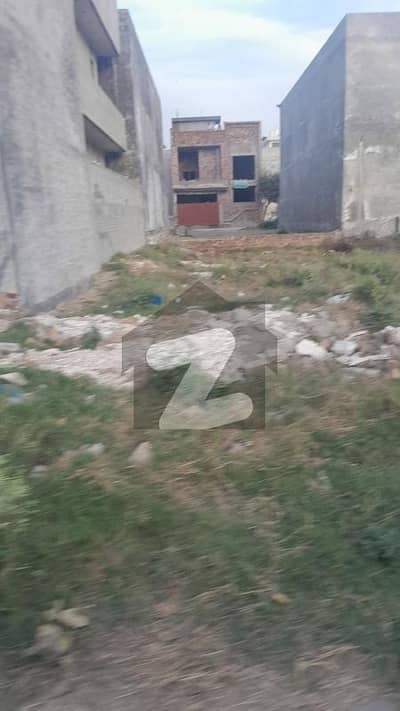 10 Marla Plot For Sale