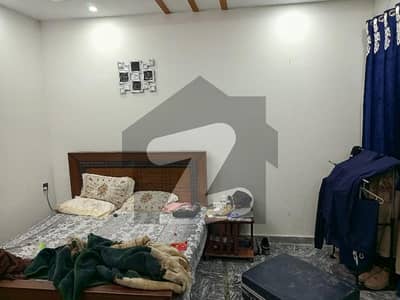 کیولری گراؤنڈ لاہور میں 2 کمروں کا 5 مرلہ بالائی پورشن 45.0 ہزار میں کرایہ پر دستیاب ہے۔