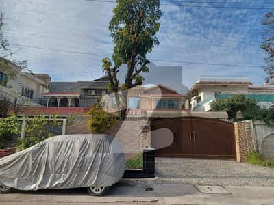 300 Square Yard House For Sale In Chaklala Scheme 3