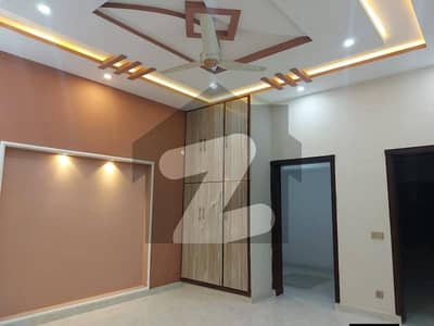 1 Kanal New Tile Floor 3 Bed Upper Portion Is For Rent In Wapda Town D-2 Block