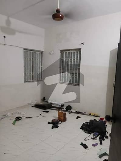 کلفٹن ۔ بلاک 5 کلفٹن,کراچی میں 2 کمروں کا 5 مرلہ فلیٹ 1.0 لاکھ میں کرایہ پر دستیاب ہے۔ کلفٹن ۔ بلاک 5 کلفٹن,کراچی میں 2 کمروں کا 5 مرلہ فلیٹ 1.0 لاکھ میں کرایہ پر دستیاب ہے۔