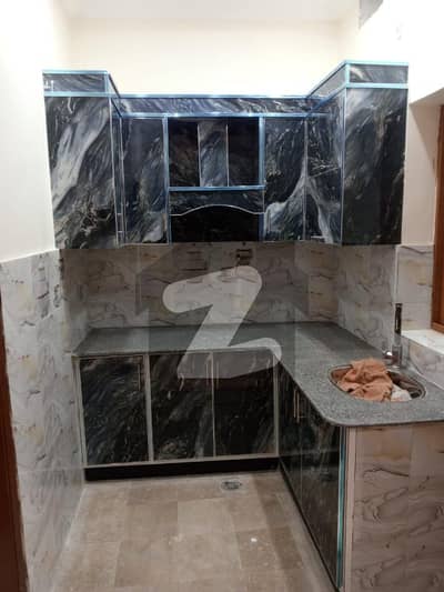 ترلائی اسلام آباد میں 4 کمروں کا 2 مرلہ فلیٹ 58.0 لاکھ میں برائے فروخت۔