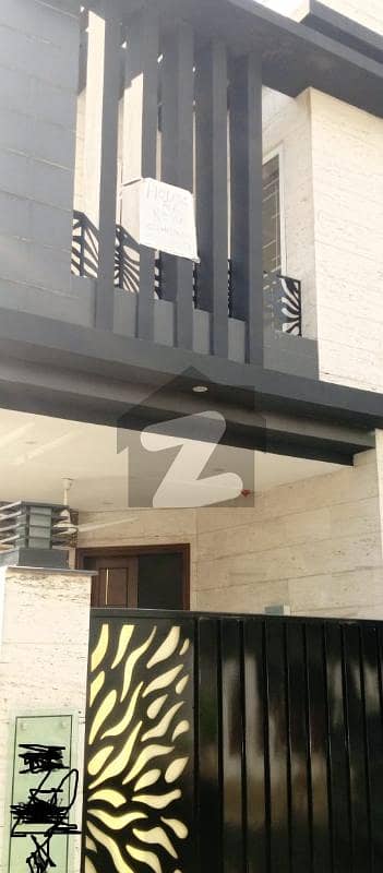 5 Marla House available for rent in dha 9 town Lahore