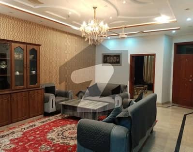 8 Marla House In Nasheman-e-Iqbal Phase 2 Is Available